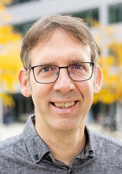 Ren&eacute; Thiemann